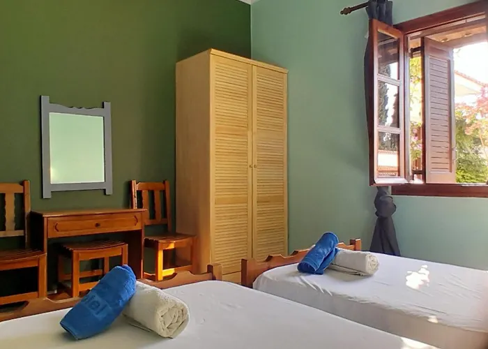 Parachos Trulos 500 Metres From The Sea *