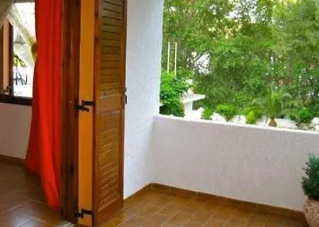 Апартаменты Parachos Trulos 500 Metres From The Sea *