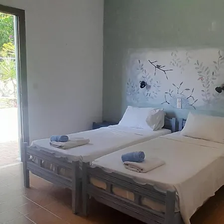 Apartman Parachos Trulos 500 Metres From The Sea *