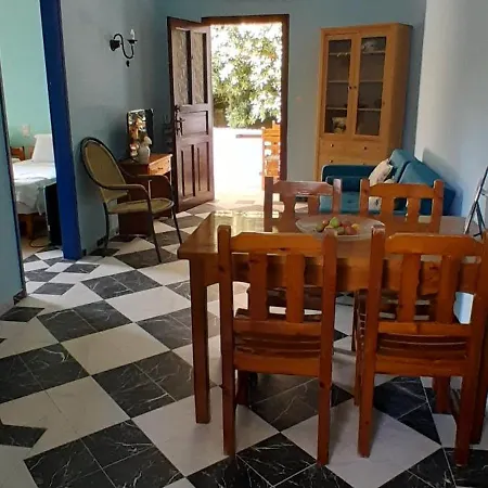 Апартаменты Parachos Trulos 500 Metres From The Sea